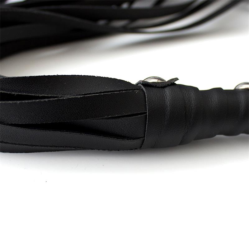 7 Rivet Flogger 70 cm